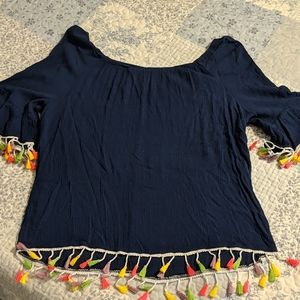 Unique Spectrum 3/4 length sleeve shirt